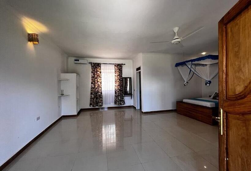 בית מלון כפרי Balungi Bungalow & Restaurant