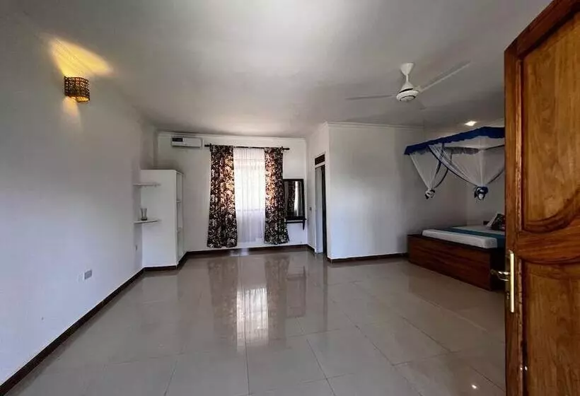 Hotelli Balungi Bungalow & Restaurant