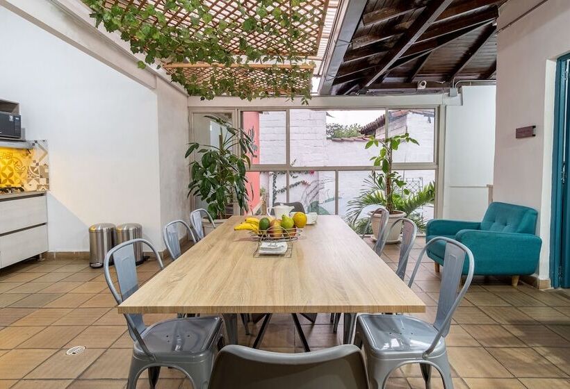 هتل Botanica Casa