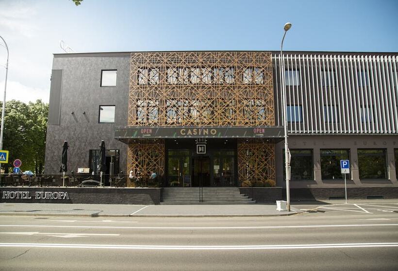 فندق Europa Komárno