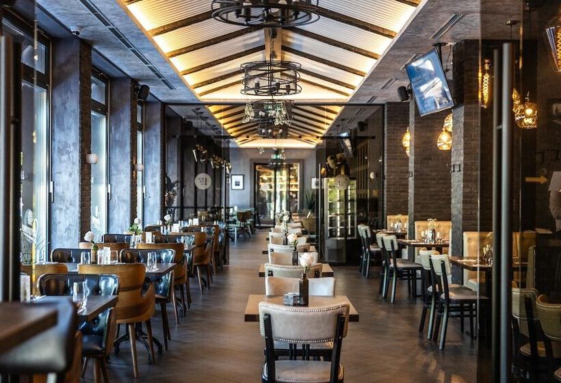 فندق Europa Komárno