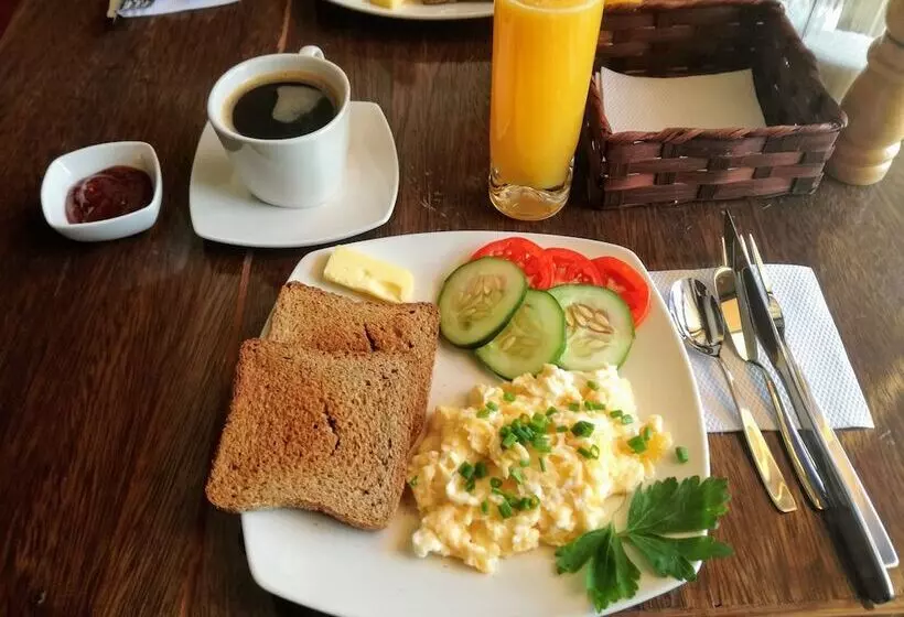 هتل Hostal Cagnapa Restobar