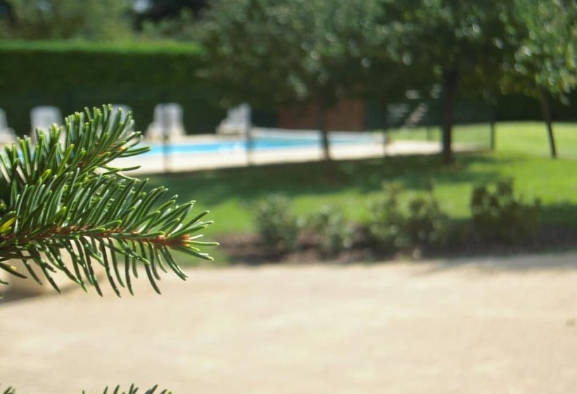 فندق Hôtel Restaurant Le Relais De La Sans Fond