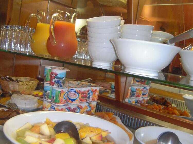 فندق Hôtel Restaurant Le Relais De La Sans Fond