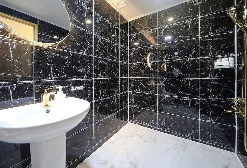 בית מלון כפרי Masan First Class