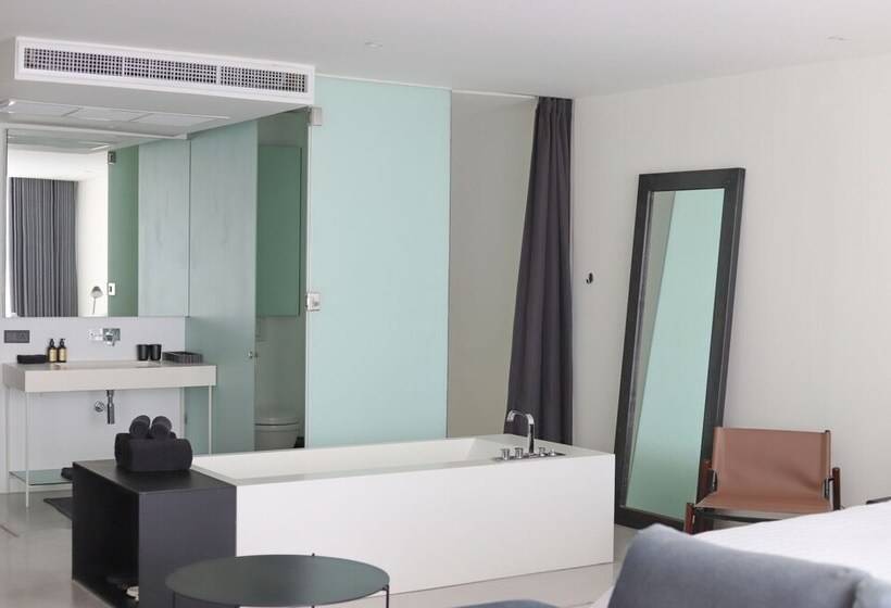 هتل Sundance Dayclub Hua Hin