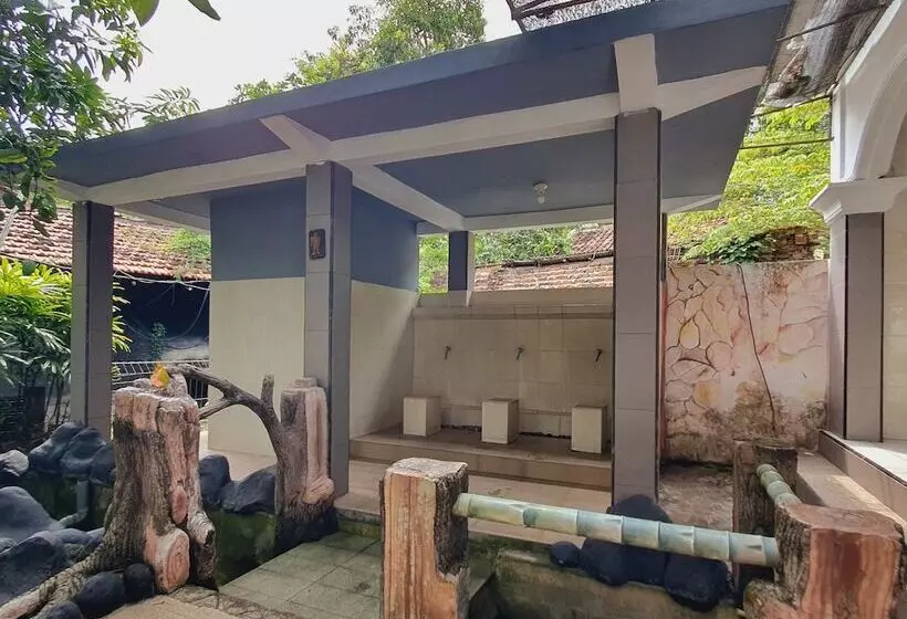 Hotel Tengger Guest House