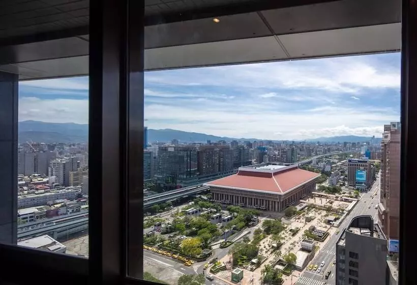 پانسیون Roaders Plus Hotel Taipei Station