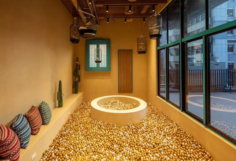پانسیون Roaders Plus Hotel Taipei Station