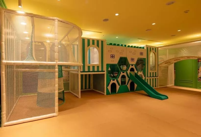 پانسیون Roaders Plus Hotel Taipei Station