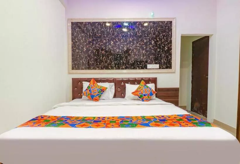 Fabhotel E City Inn   3km From Infosys Campus