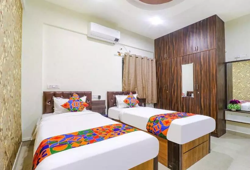 Fabhotel E City Inn   3km From Infosys Campus
