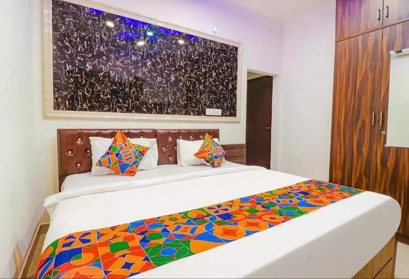 Fabhotel E City Inn   3km From Infosys Campus