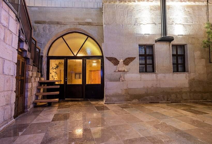 فندق Bala Cave House