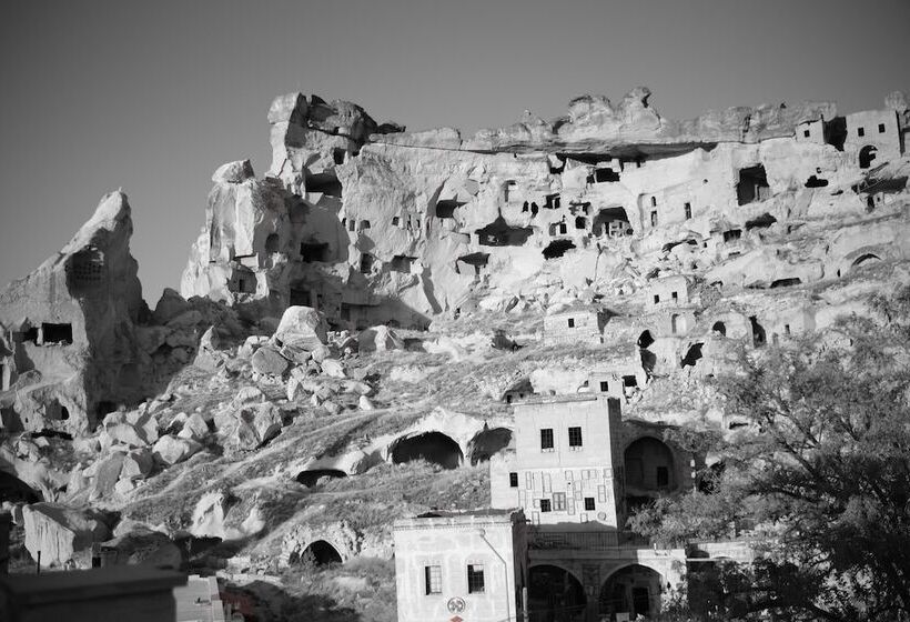 فندق Bala Cave House