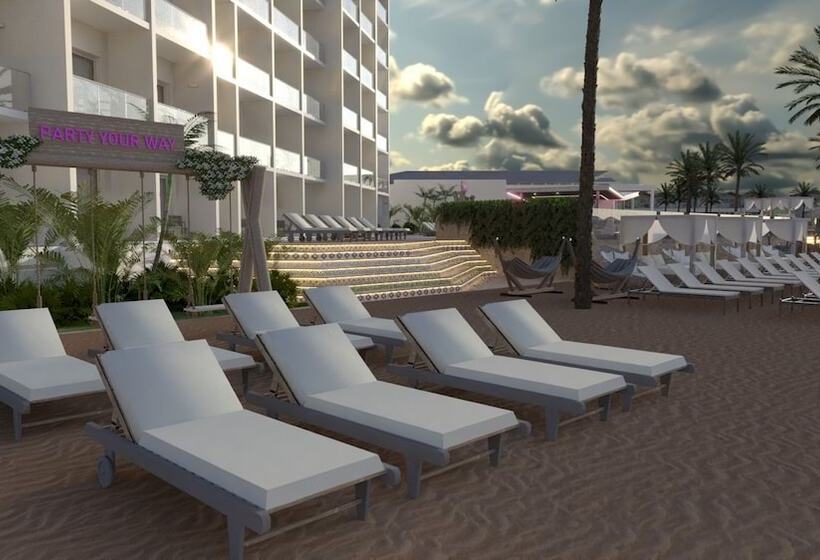 هتل Royalton Chic Antigua, An Autograph Collection All Inclusive Resort Adults Only