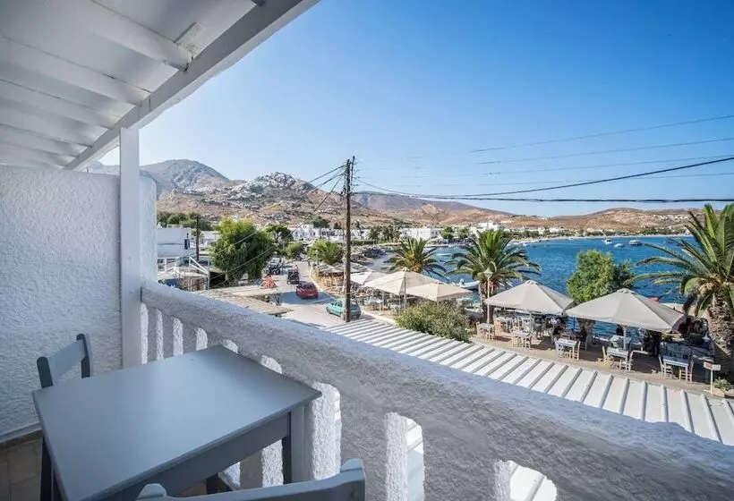 ユースホステル Eleios Hotel Serifos