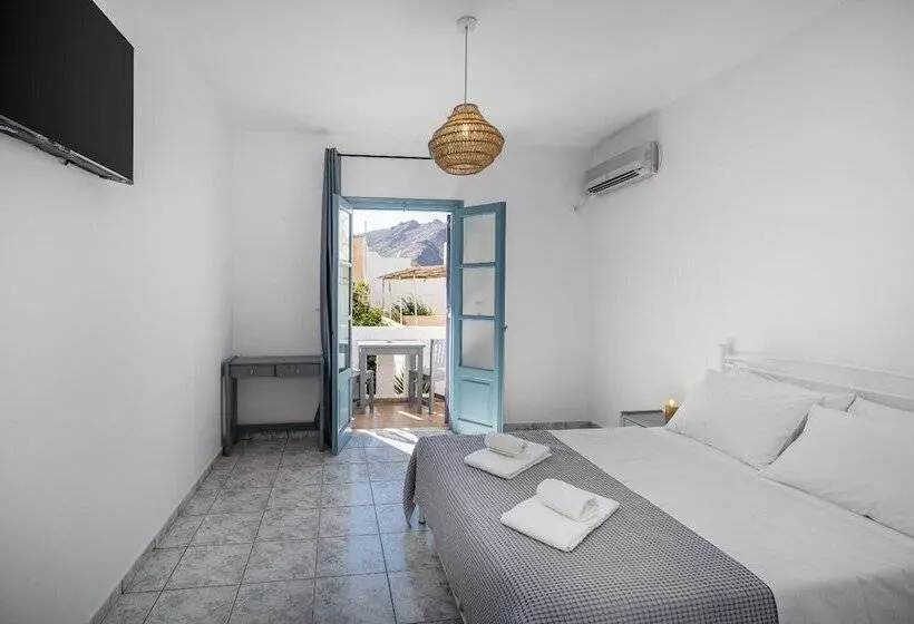 ユースホステル Eleios Hotel Serifos