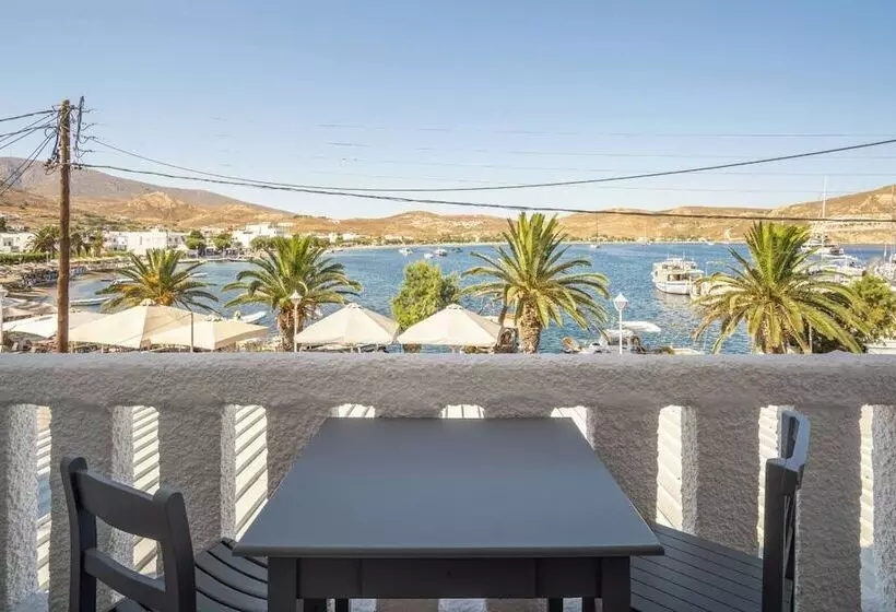 ユースホステル Eleios Hotel Serifos