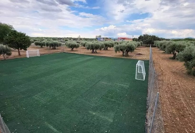 Retkeilymaja Hostal San Martin De Montalbán