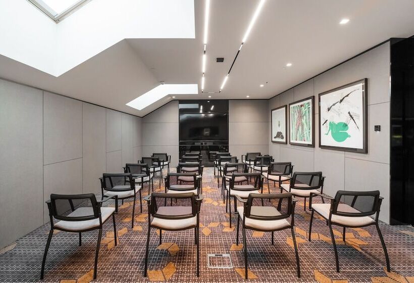 Art Otel Zagreb, Powered By Radisson Hotels