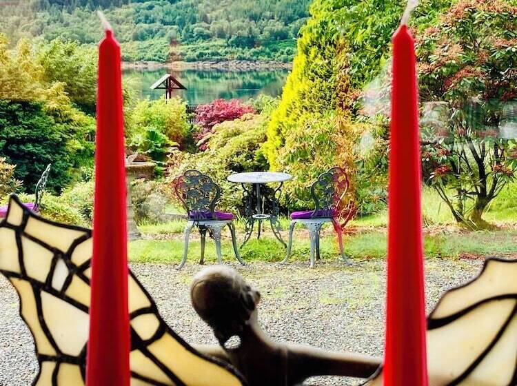 Bed and Breakfast G83 7ab