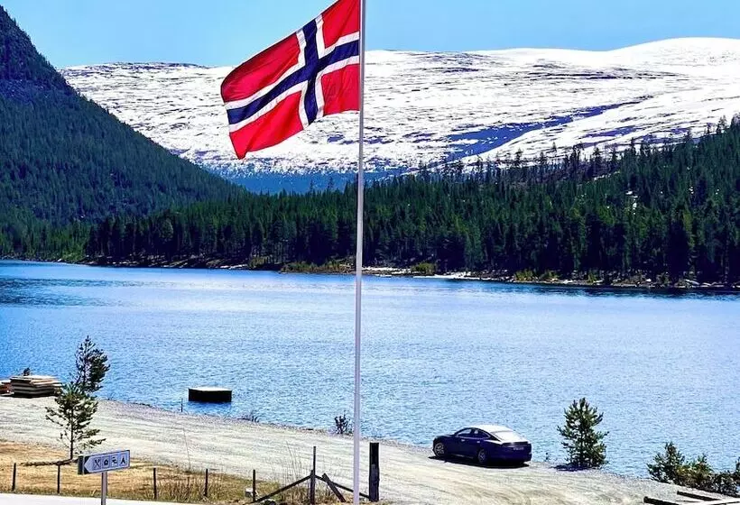 ベッドアンドブレックファースト Reinheimen Lodge