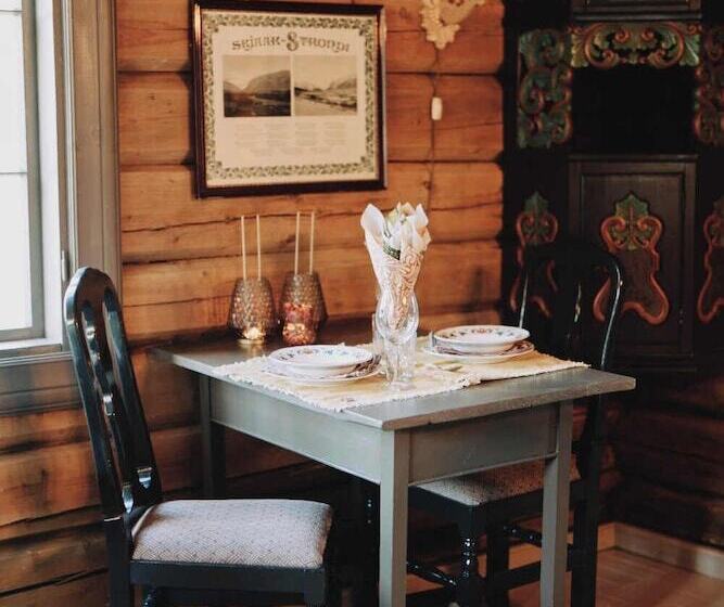 Bed and Breakfast Reinheimen Lodge