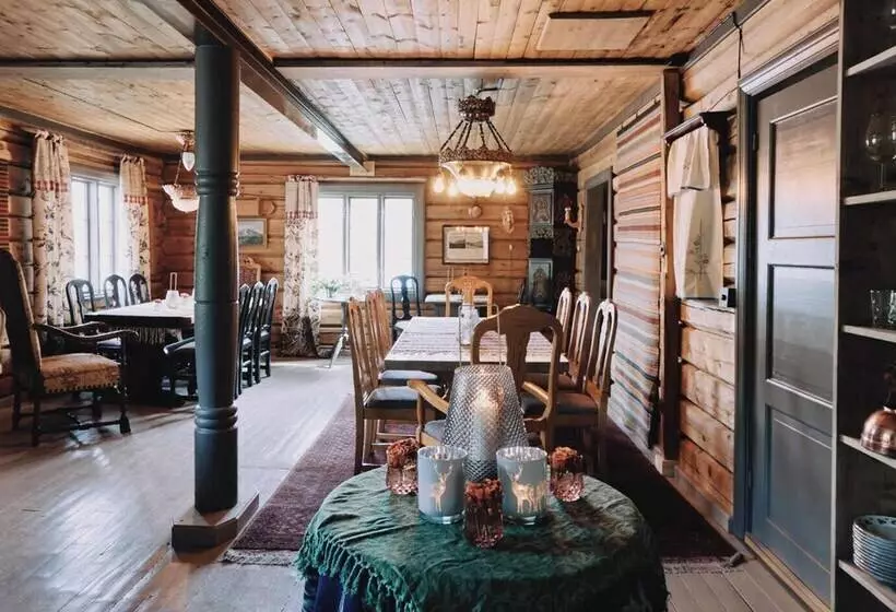 ベッドアンドブレックファースト Reinheimen Lodge