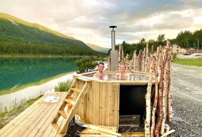 ベッドアンドブレックファースト Reinheimen Lodge