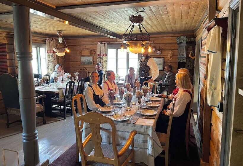 Bed and Breakfast Reinheimen Lodge