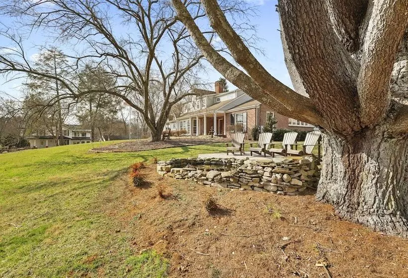 Aamiaismajoitus (B&B) The Emory House