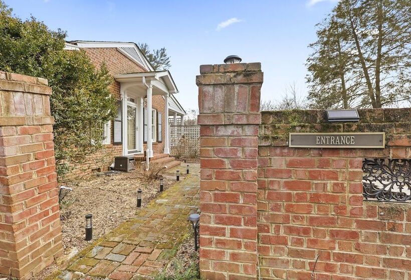 ベッドアンドブレックファースト The Emory House