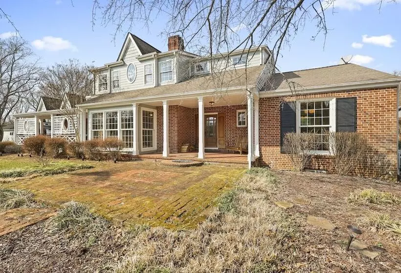 Aamiaismajoitus (B&B) The Emory House