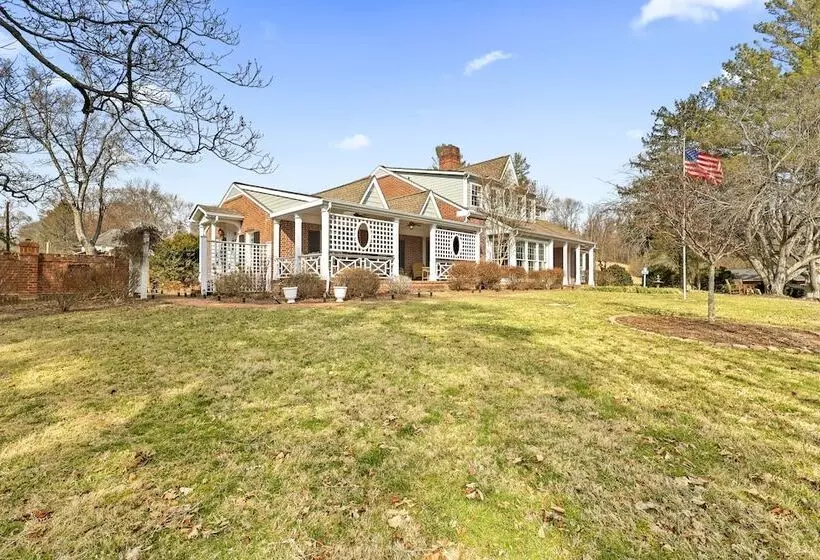 Aamiaismajoitus (B&B) The Emory House