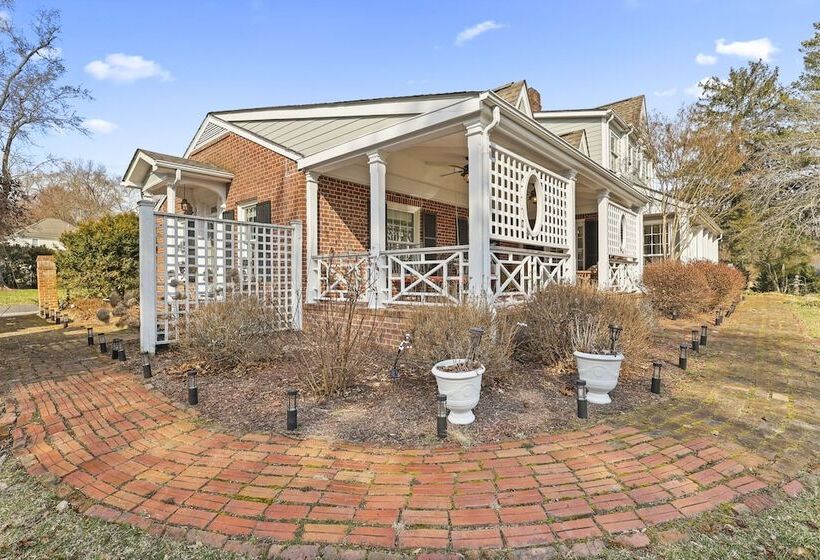 ベッドアンドブレックファースト The Emory House