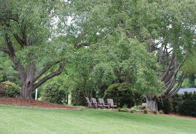 ベッドアンドブレックファースト The Emory House