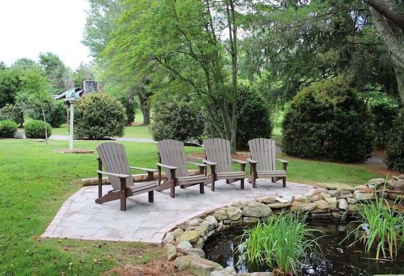 ベッドアンドブレックファースト The Emory House