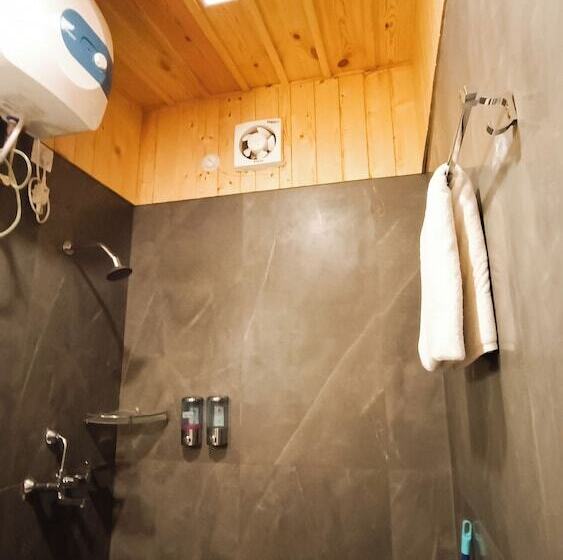 Bed and Breakfast The Himalayan Living Whistling Pines