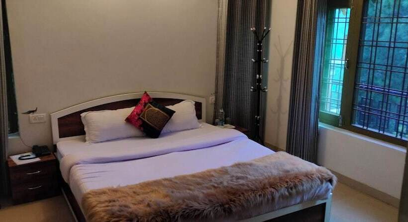 Bed and Breakfast The Himalayan Living Whistling Pines