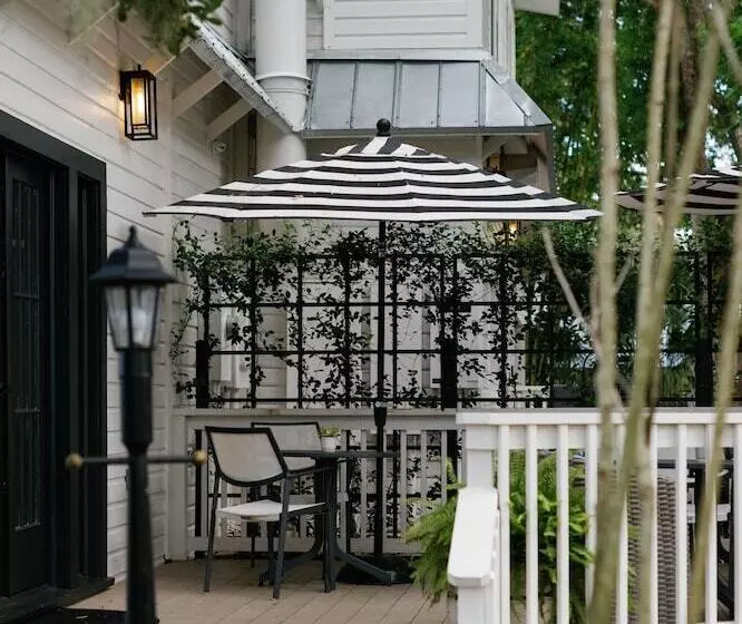 Aamiaismajoitus (B&B) Victoria 1883