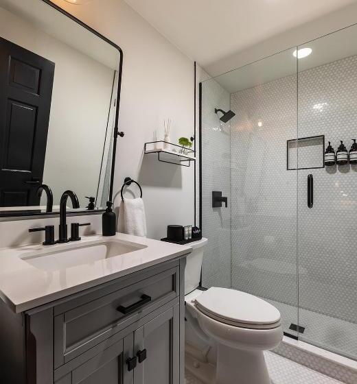 Bed and Breakfast Victoria 1883