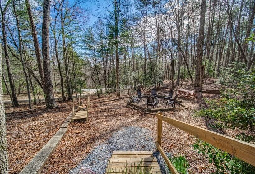 Blueridge Bunk House Wrap Around Deck!