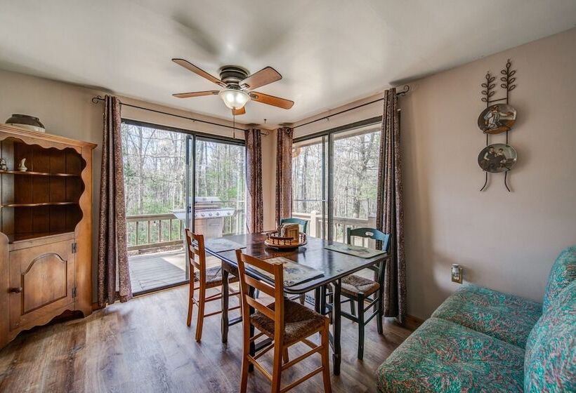 Blueridge Bunk House Wrap Around Deck!