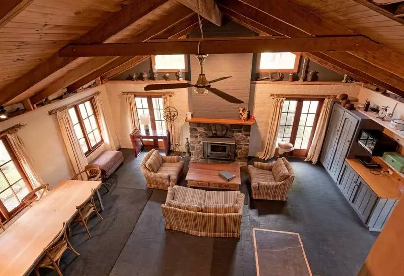 Cloudy Creek Cottage