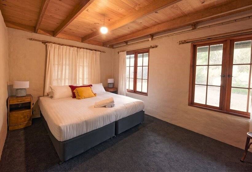 Cloudy Creek Cottage