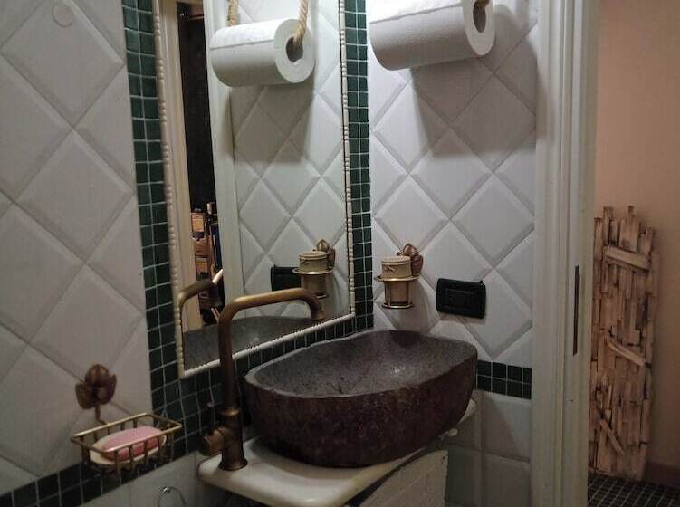 פונדק Costumbrismo Caffe