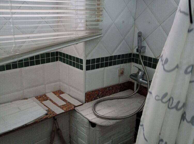 פונדק Costumbrismo Caffe