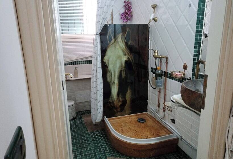 פונדק Costumbrismo Caffe