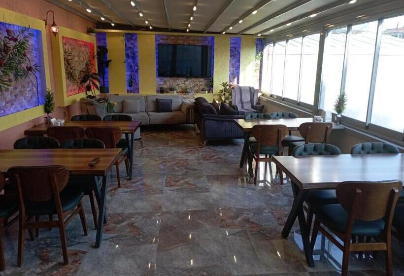 هتل Grand Bona Sera